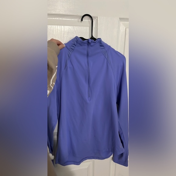 Quarter zip, super comfy & stretchy, only worn twice - Picture 1 of 1